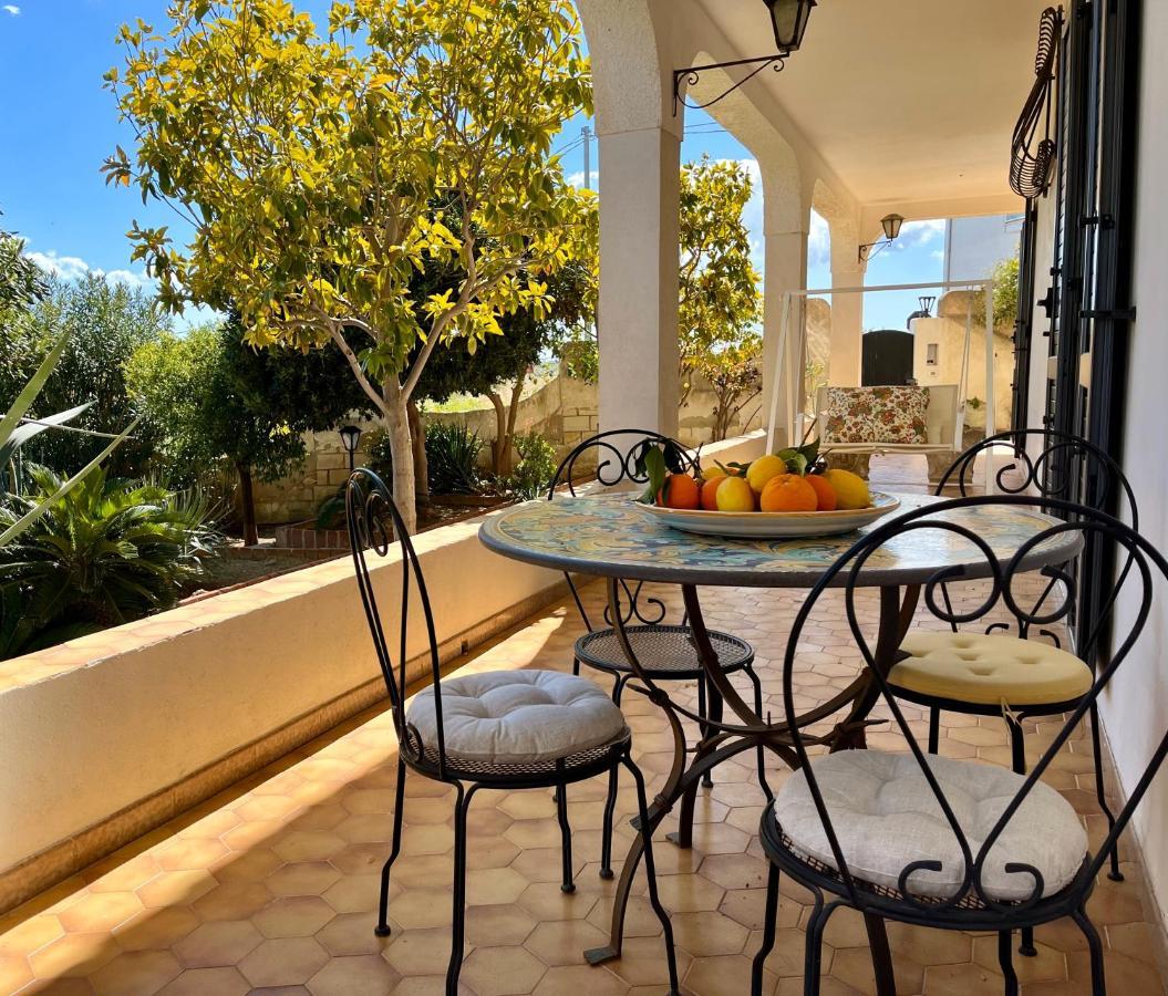 Villa Letizia Rooms & Apartments Noto Ngoại thất bức ảnh